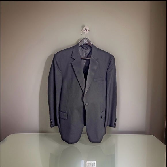 Jos. A. Bank Notch Lapel Tuxedo W/ Pants Black Tie Gala Ceremonial Tux 43R